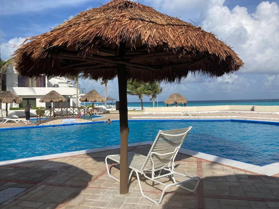Cancun Oceanfront, Entire Apartment Extérieur photo